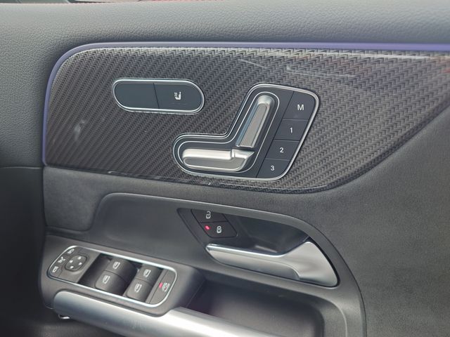 MERCEDES BENZ B class