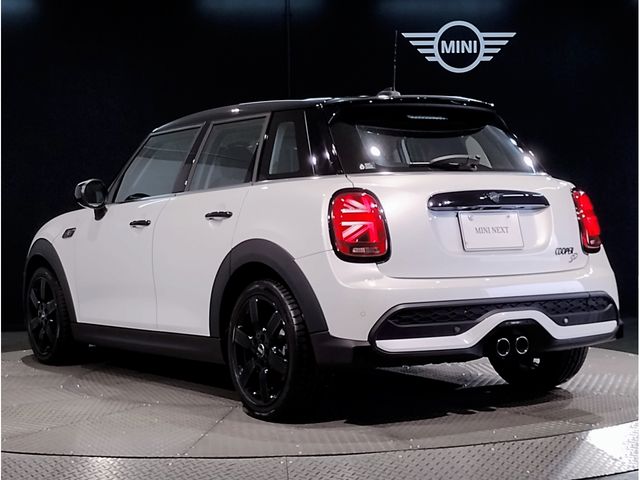 MINI COOPER SD 5DOOR