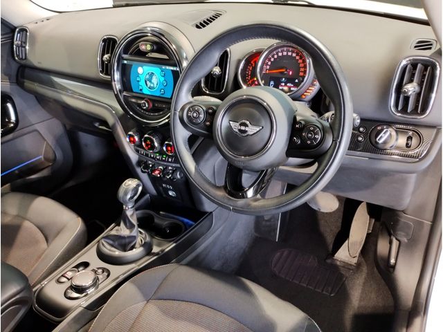 BMW MINI COOPER D CROSSOVER