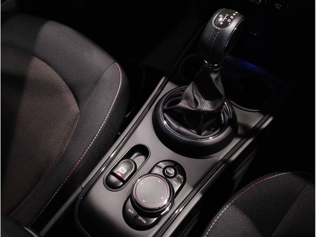 BMW MINI COOPER D CROSSOVER