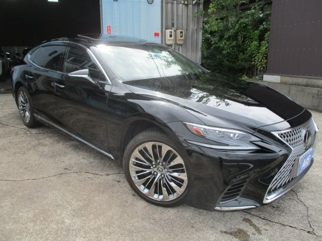 LEXUS LS500 4WD