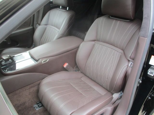 LEXUS LS500 4WD