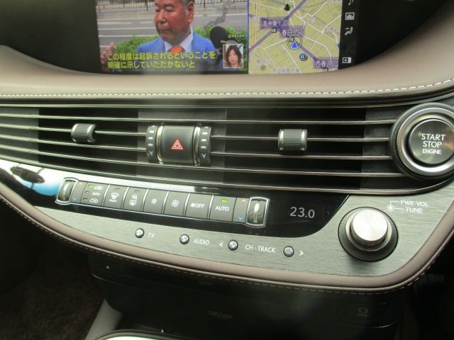 LEXUS LS500 4WD