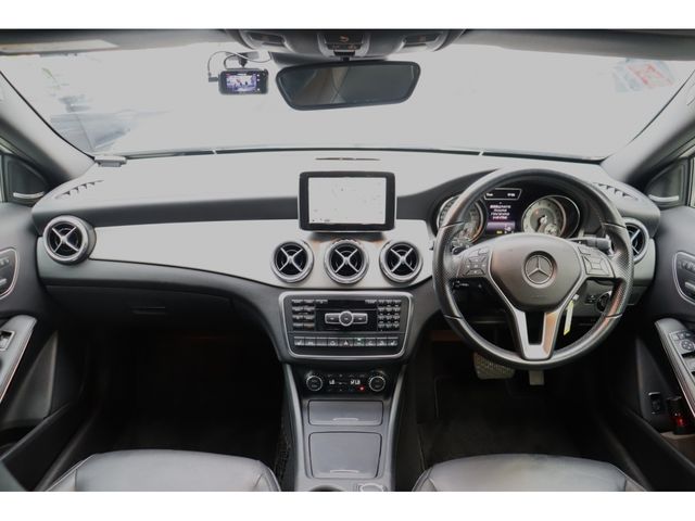 MERCEDES BENZ GLA class