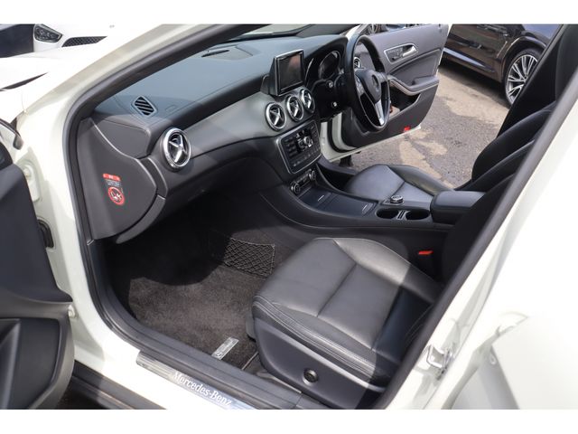 MERCEDES BENZ GLA class