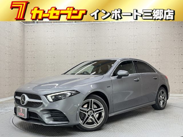 MERCEDES BENZ A class sedan