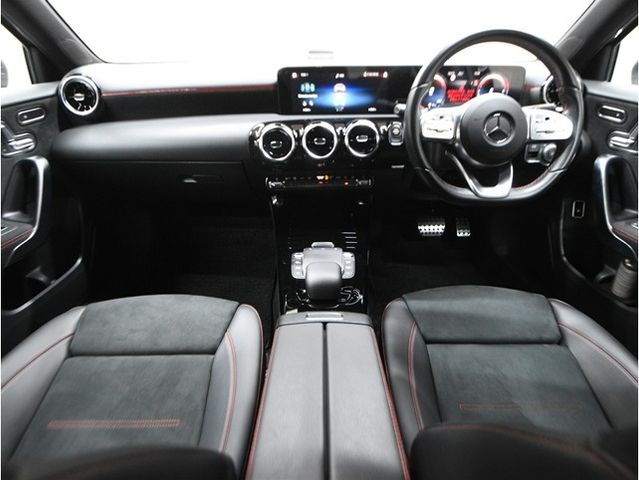 MERCEDES BENZ A class sedan