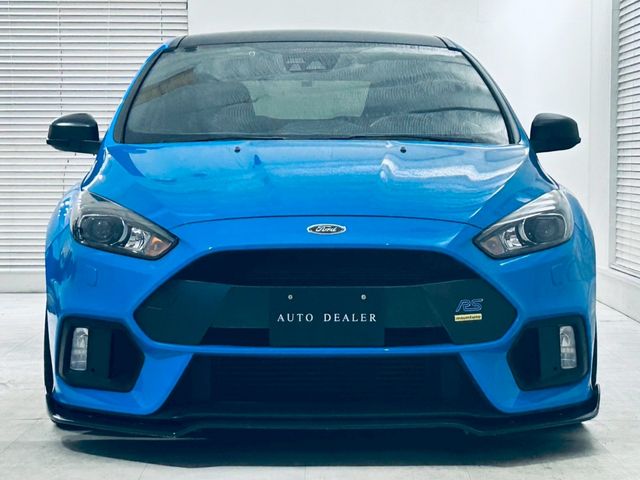 FORD FOCUS hatchback