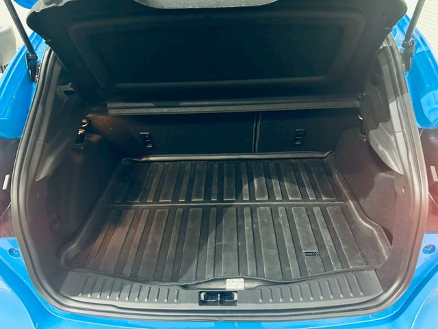 FORD FOCUS hatchback