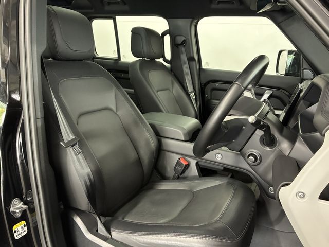 ROVER DEFENDER