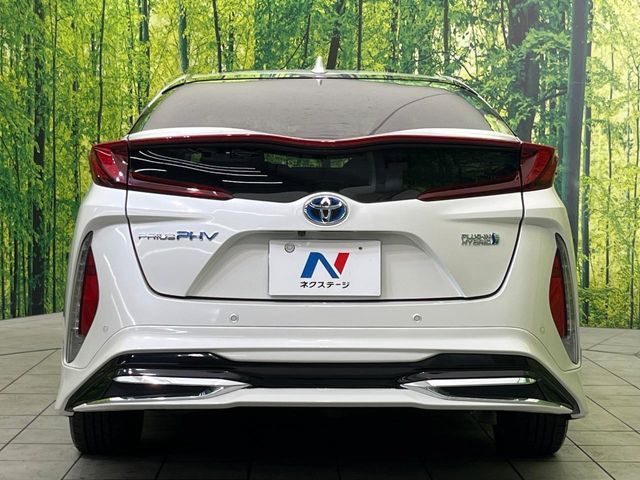 PRIUS PHV