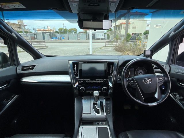 ALPHARD hybrid 4WD