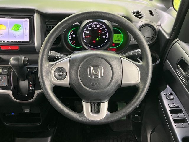 N BOX