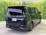VOXY HYBRID