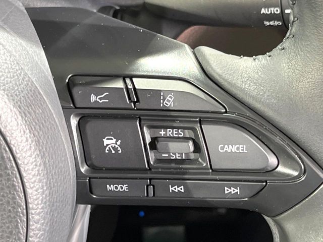 YARIS CROSS HYBRID