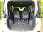 VOXY HYBRID 4WD