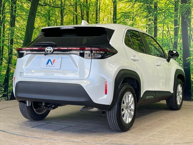 YARIS CROSS