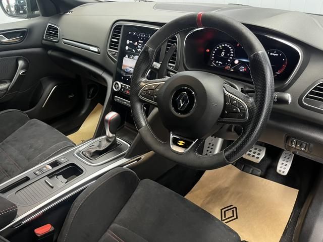 RENAULT MEGANE hatchback