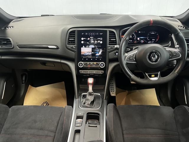 RENAULT MEGANE hatchback