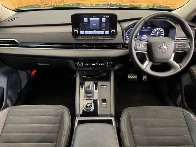 OUTLANDER PHEV