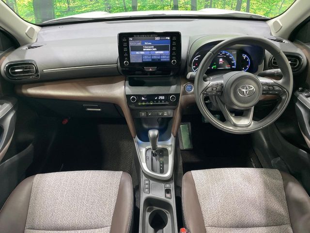 YARIS CROSS HYBRID