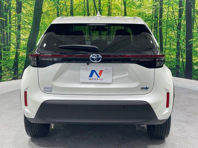 YARIS CROSS HYBRID
