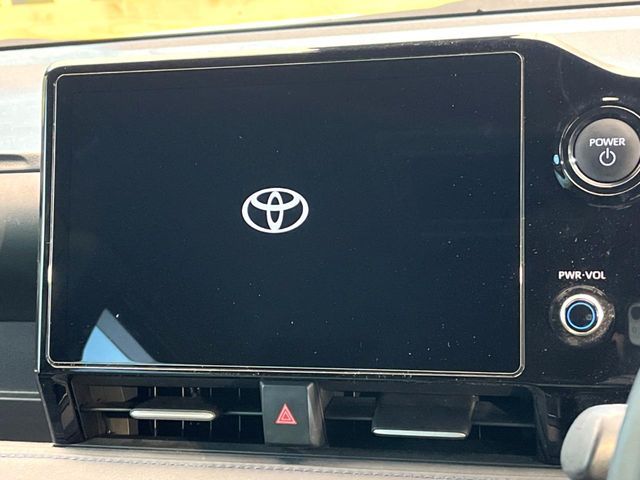 VOXY HYBRID