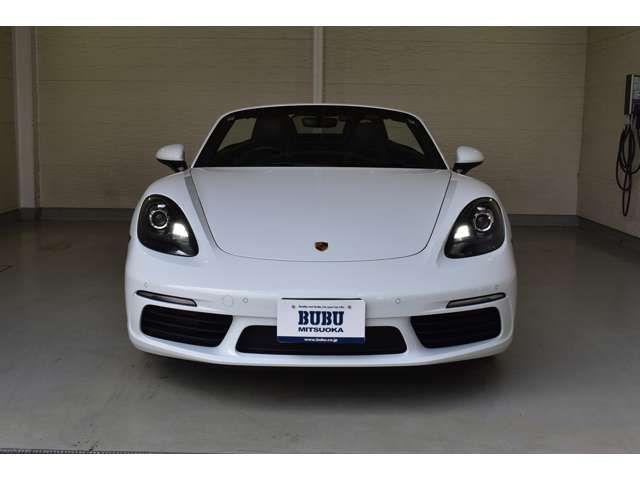 PORSCHE 718BOXSTER