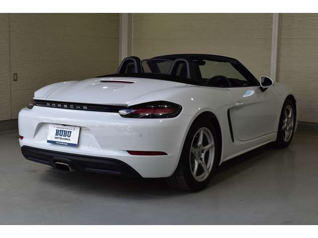 PORSCHE 718BOXSTER