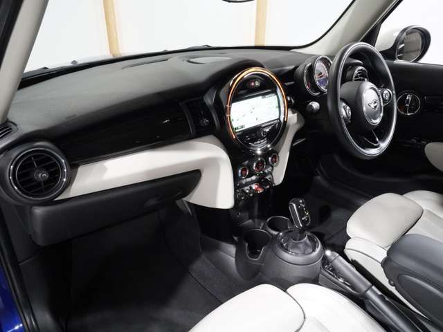 MINI COOPER 5DOOR