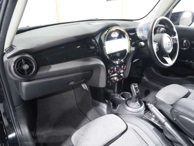 MINI COOPER SD 5DOOR