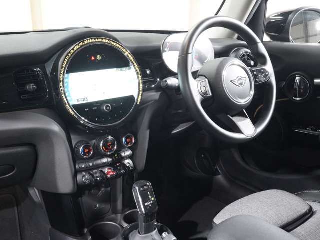 MINI COOPER SD 5DOOR