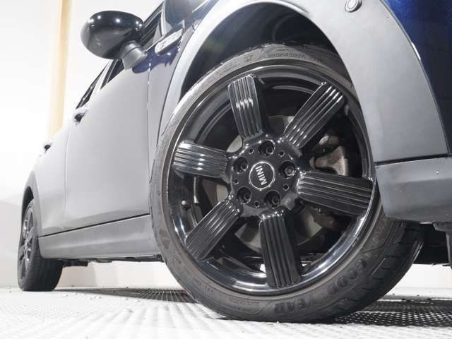 MINI COOPER SD 5DOOR