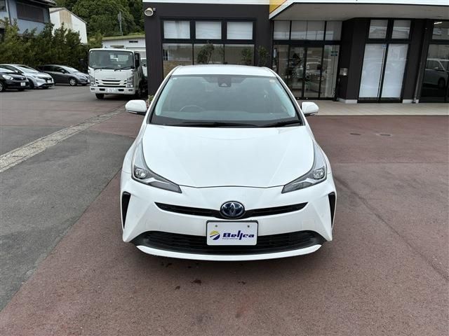 PRIUS 4WD