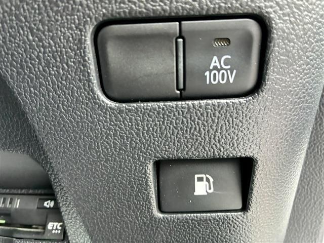 PRIUS 4WD