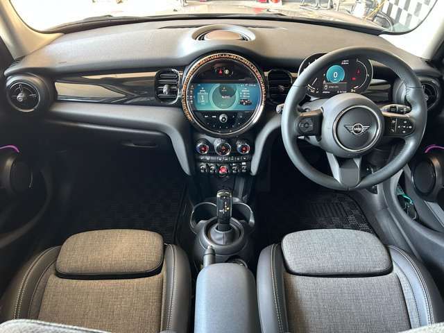 MINI COOPER SD 5DOOR