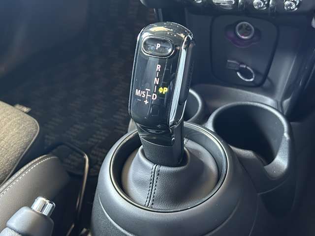 MINI COOPER SD 5DOOR