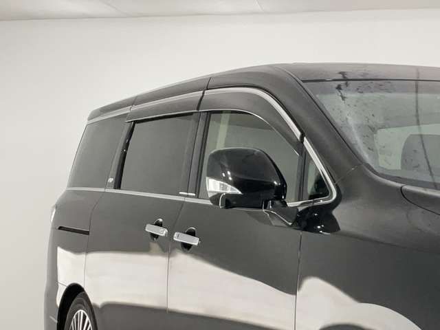 ELGRAND  4WD