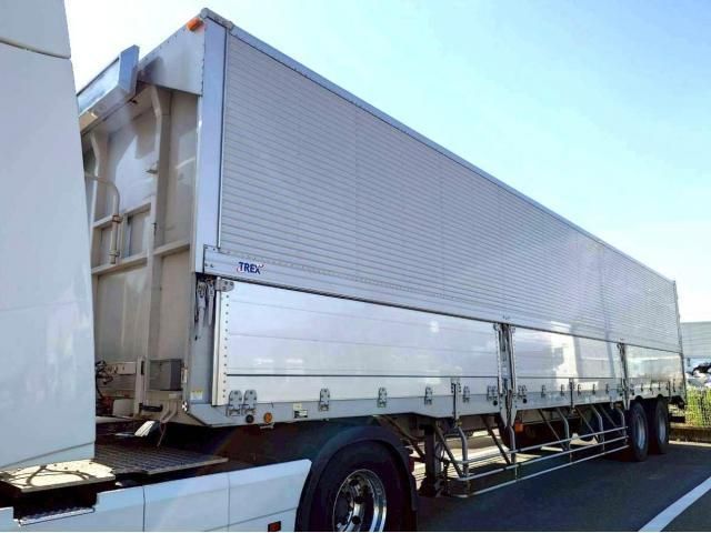 トレクス