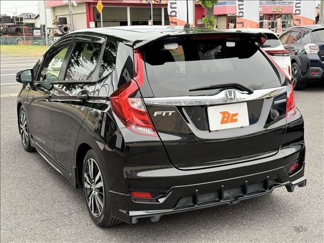 FIT HYBRID