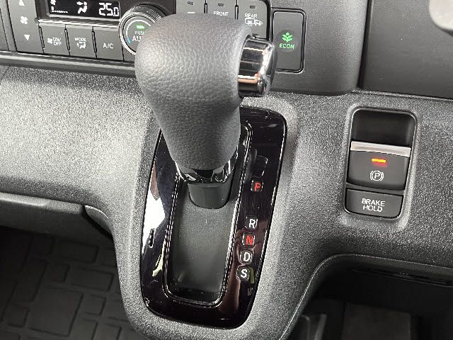 N BOX CUSTOM 4WD