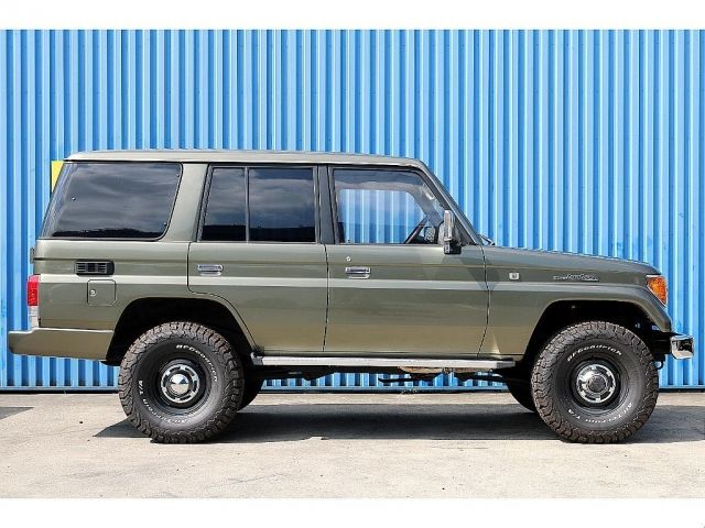 LANDCRUISER PRADO