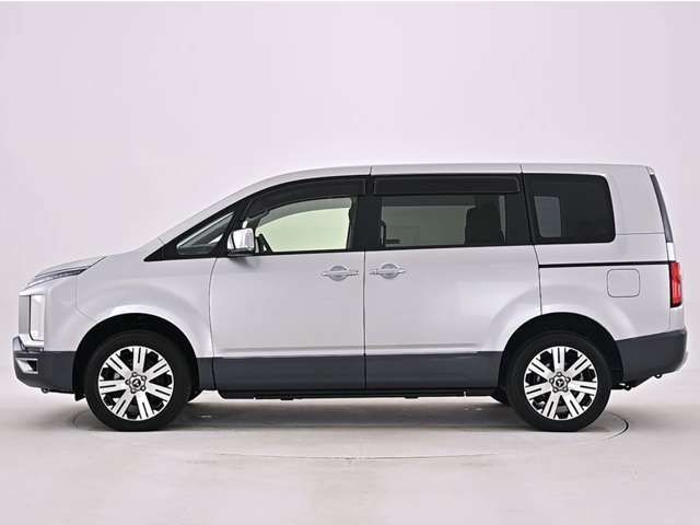 DELICA D:5 4WD