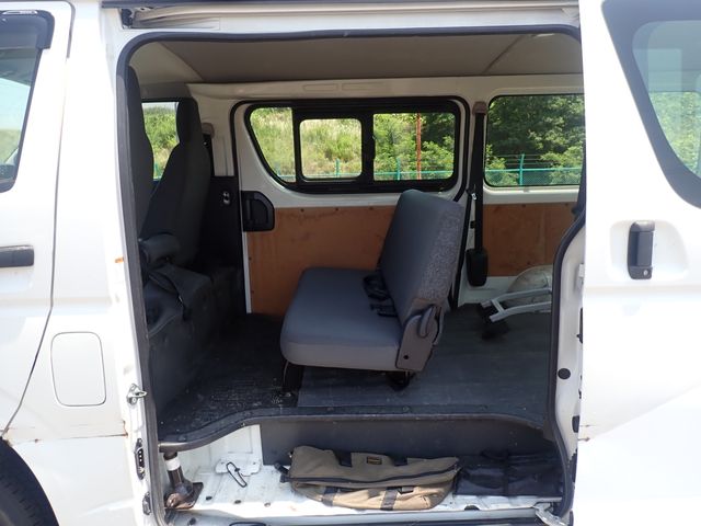 HIACE van 4WD