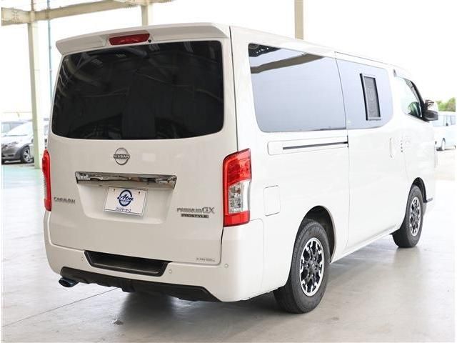CARAVAN van 2WD