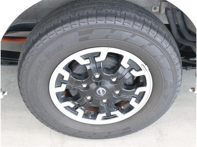 CARAVAN van 2WD