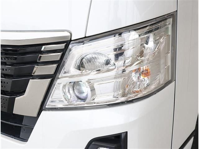 CARAVAN van 2WD
