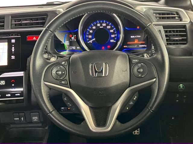 FIT HYBRID