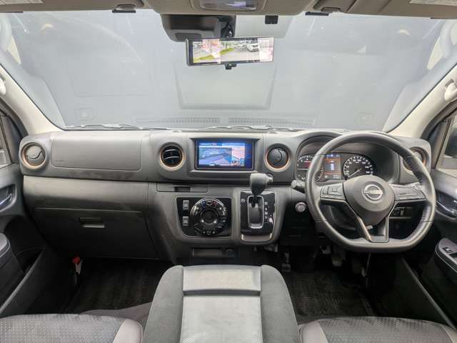 CARAVAN van 2WD