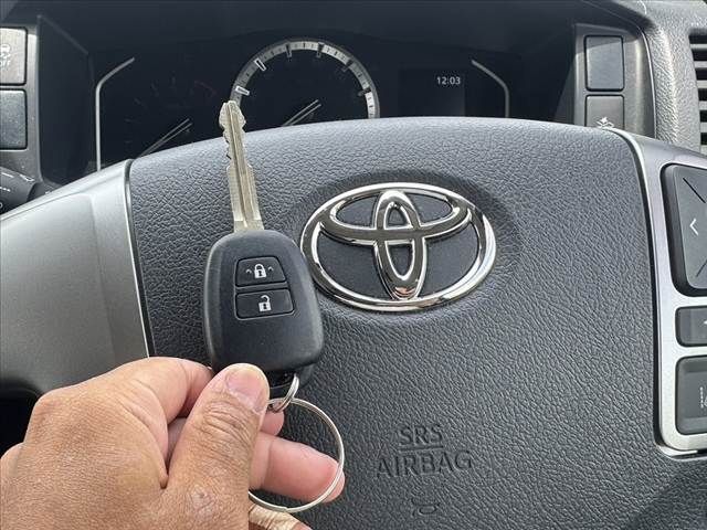 HIACE van 2WD